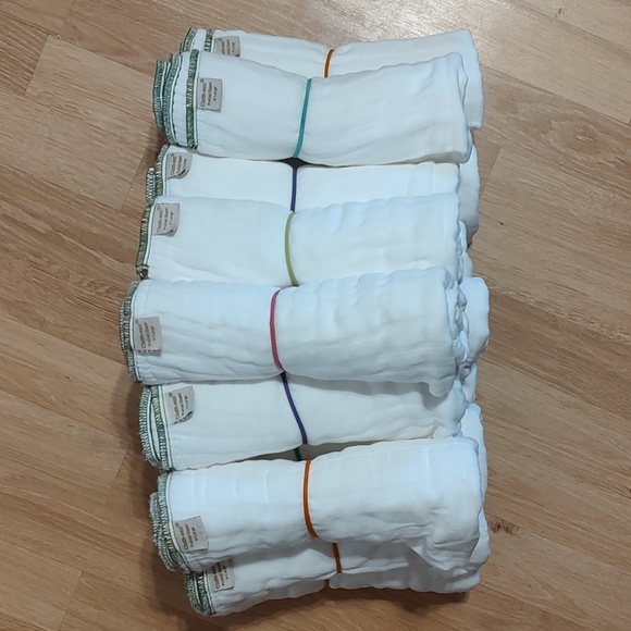 Green Mountain Diapers Other - 🧷Lot of 15 Green Mountain Cloth-eez Prefold Diapers Green Stitching Size XL 🧷